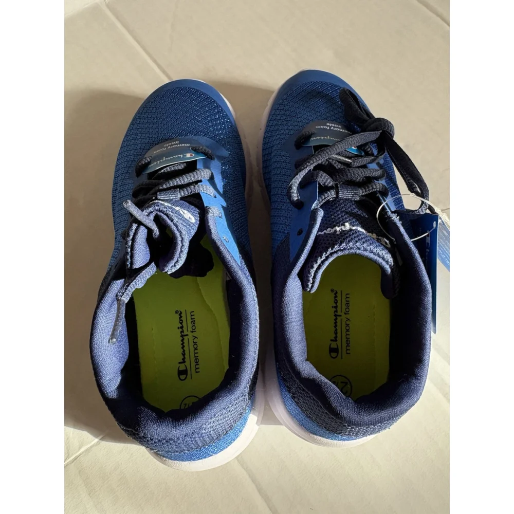 Champion Boy Gusto Sneakers Memory Foam Athletic Blue Mesh Lace up Size 2.5 NWT